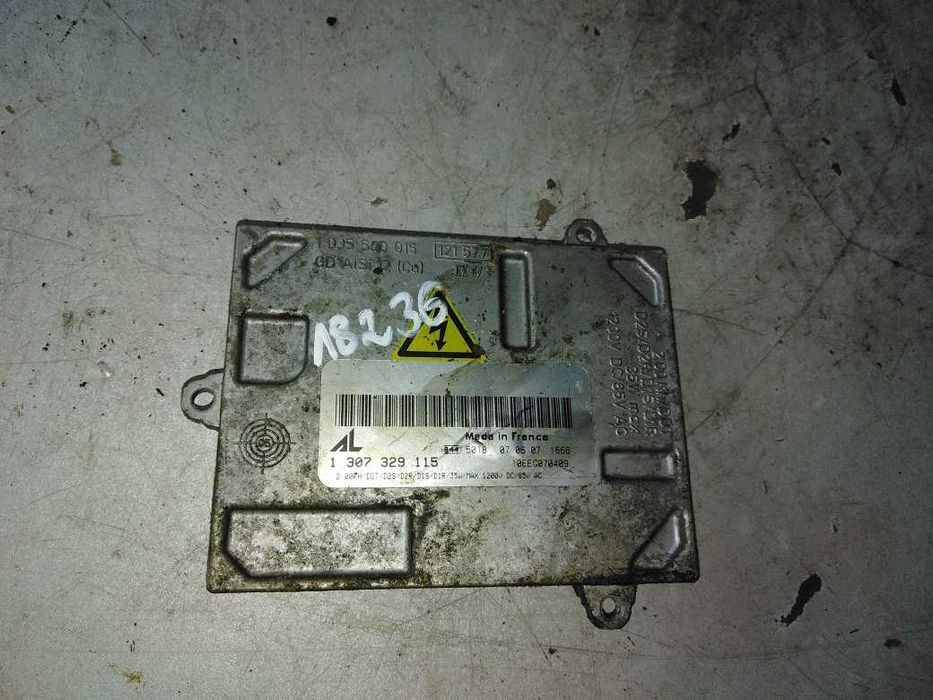 Audi A4 B7 04-07 r. Przetwornica Reflektorów Xenon Prawy