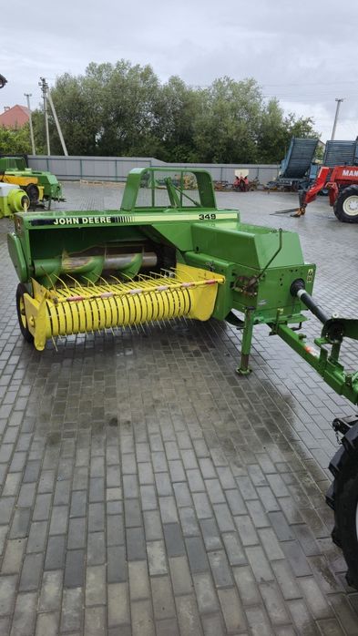 Прес підбирач/тюкопрес джон дир 349