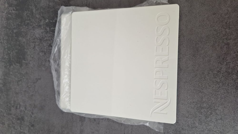 Capas máquina Nespresso Pixie