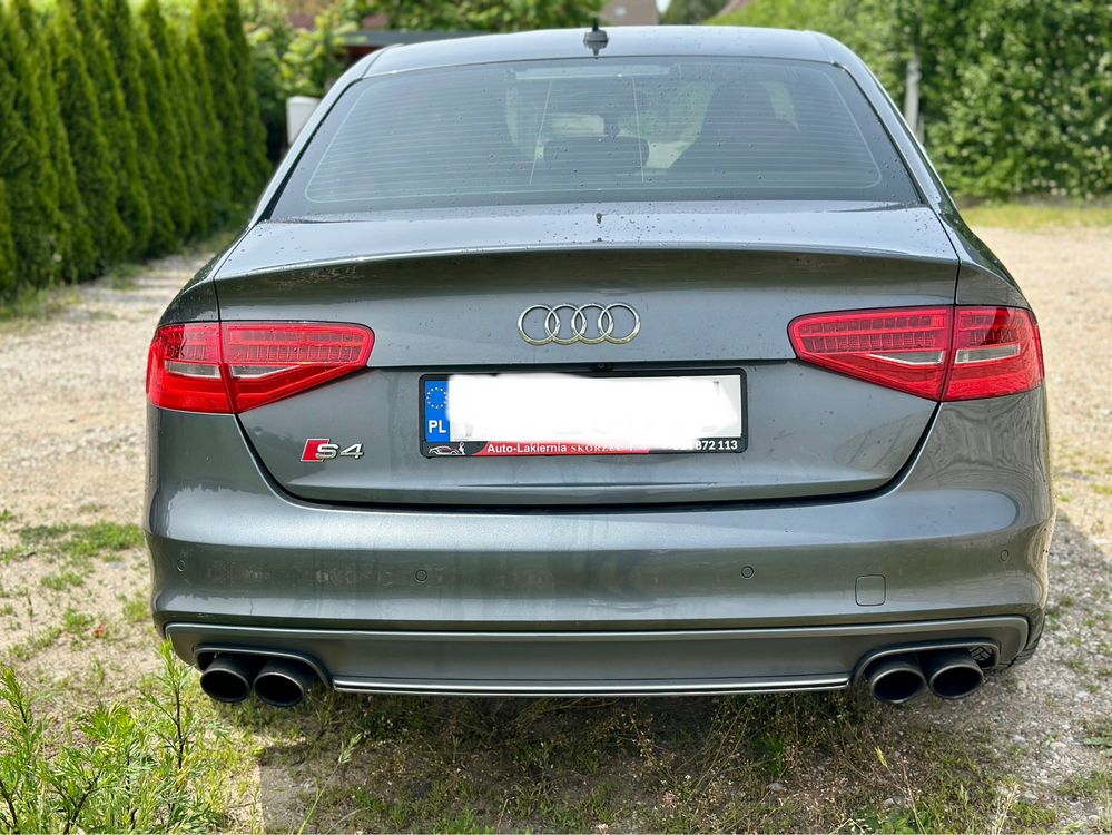 Audi s4 3.0tfsi SuperCharged 333km quattro