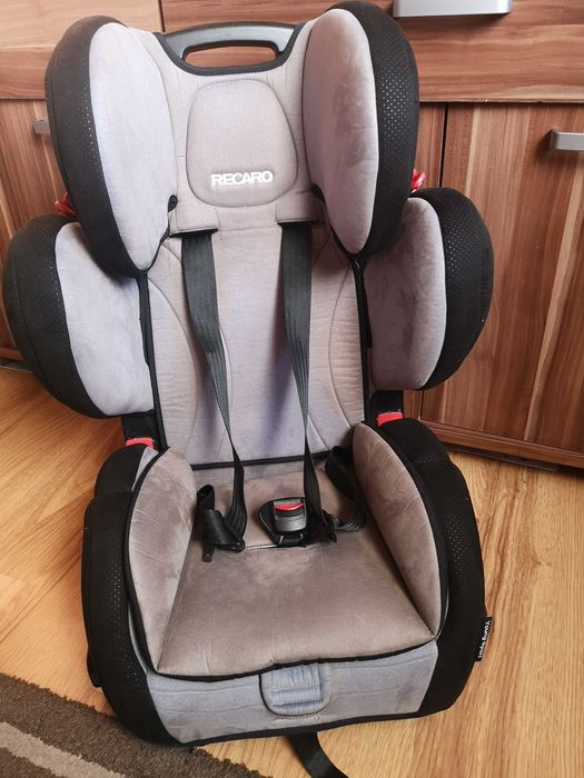 Fotelik samochodowy recaro Young sport Hero 9-36 kg