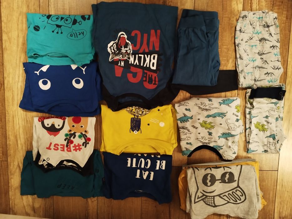 Zestaw bluzek z długim rękawem i piżam 86/92