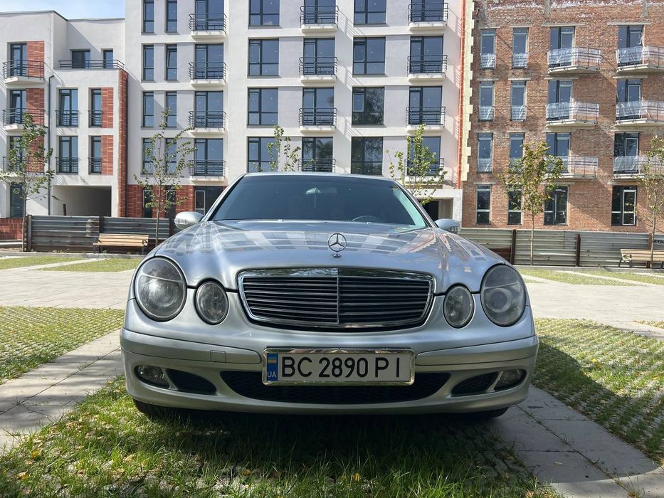 Mercedes Benz W211 E200K