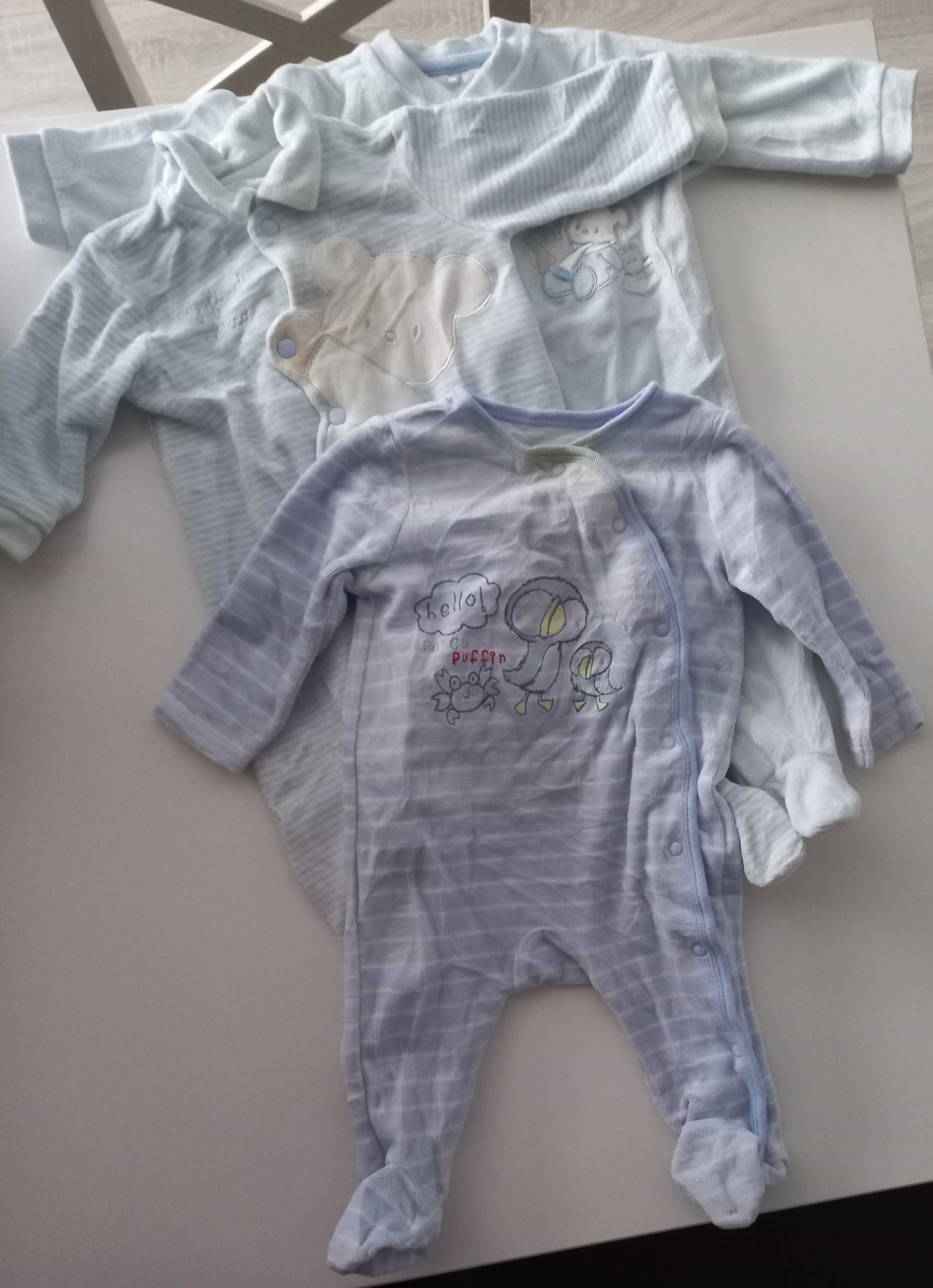 Conjunto roupa bebé (18 peças pelo preço indicado)