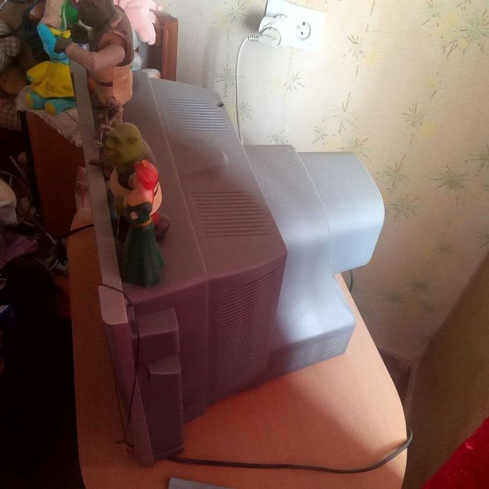 Телевизор Patriot рабочий