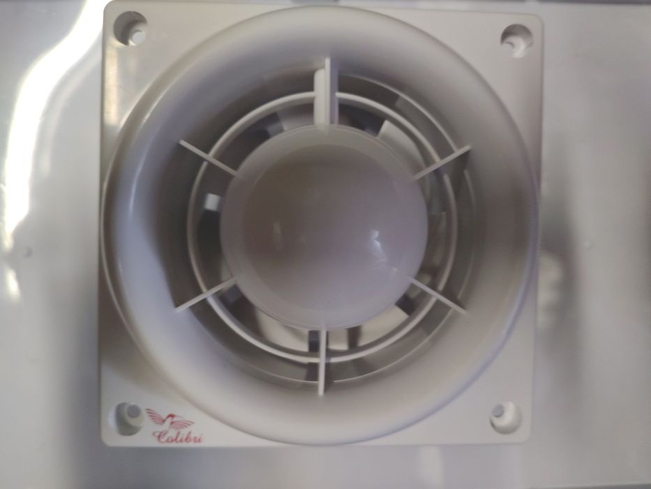 Вентилятор осевой,вытяжной