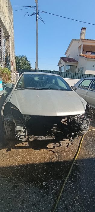 Opel Astra H GTC 1.7 CDTI (PEÇAS COMPLETO)