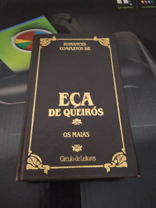 Livro Os Maias de Eça de Queiroz Edição com capa especial