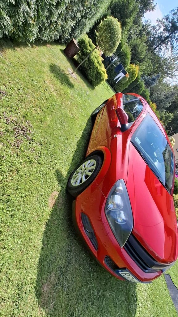 Opel astra h GTC