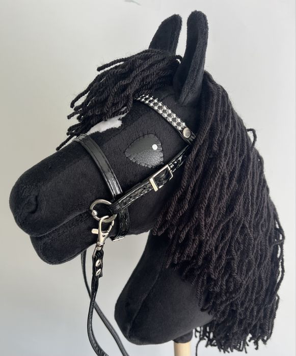 NOWY uszyty Hobby Horse A4 z ogłowiem i wodzami w zestawie czarny