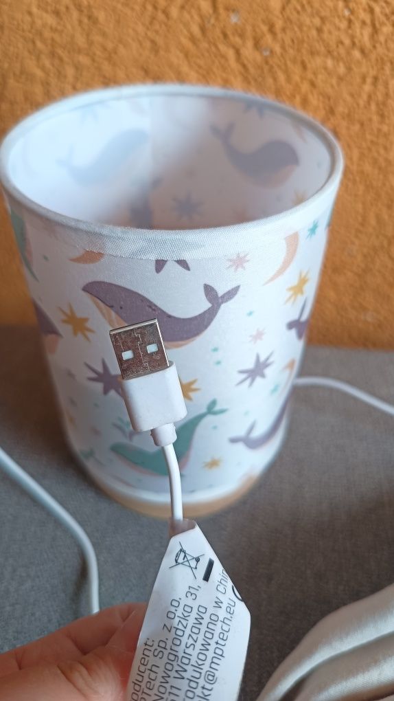 Lampka na kabel USB