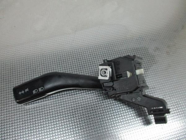 Conjunto / manetes de luzes e limpa vidros AUDI A3 (8P1)