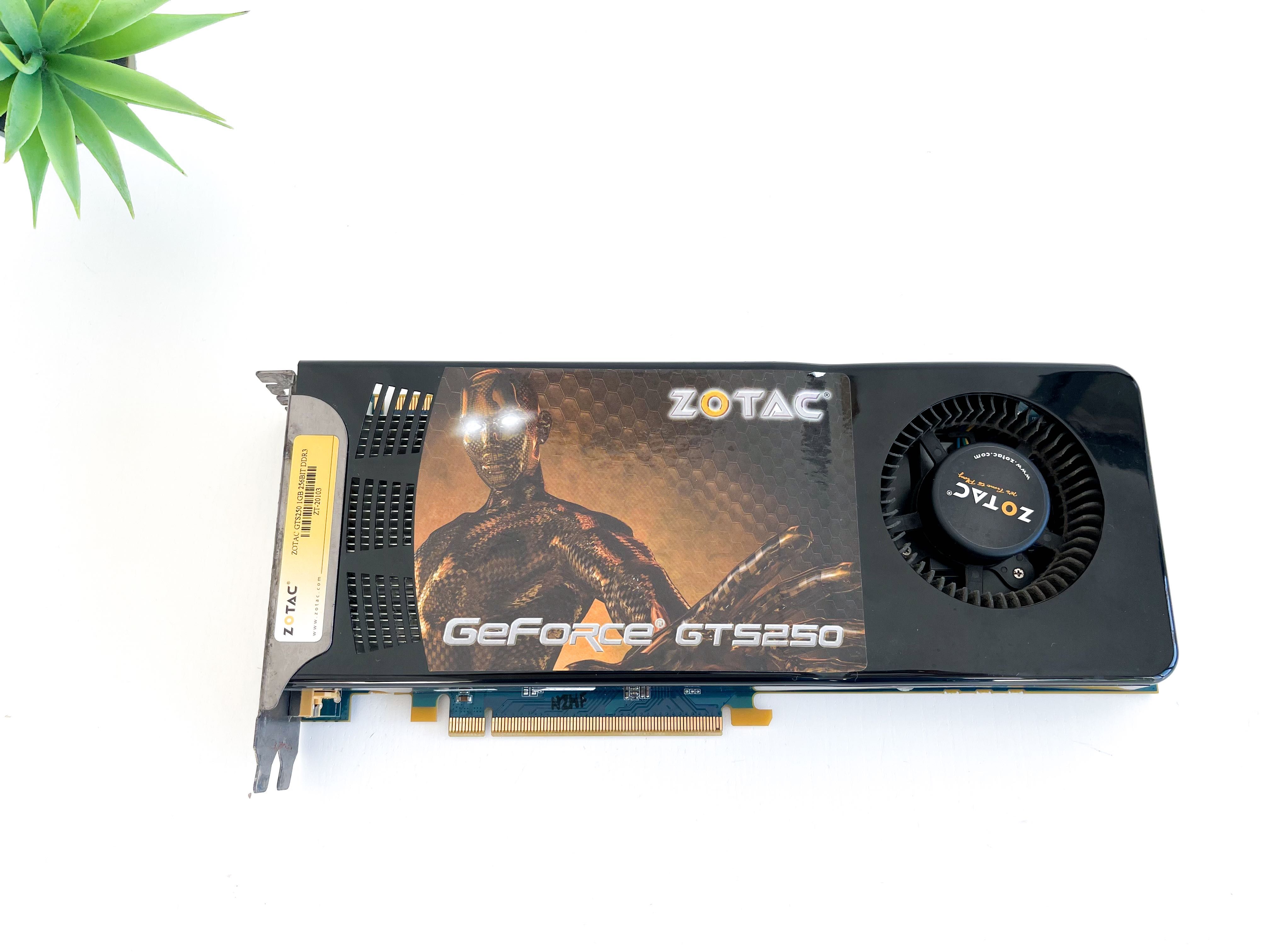 Placa Gráfica Zotac Geforce GTS250 de 1GB DDR3