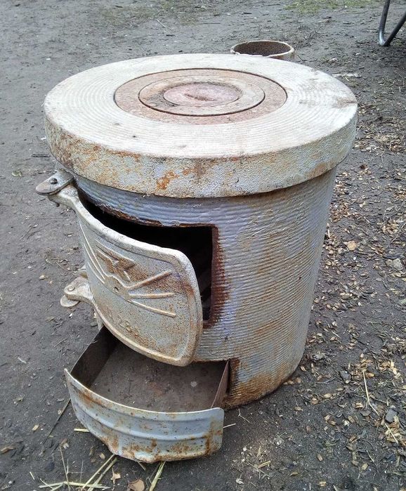 "Буржуйка" из литого чугуна.