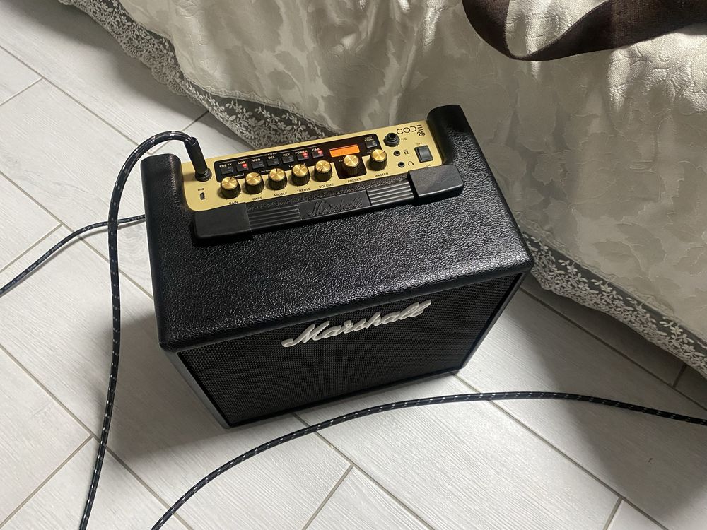 Інструментальний кабель Fender для электрогитары 3 метра