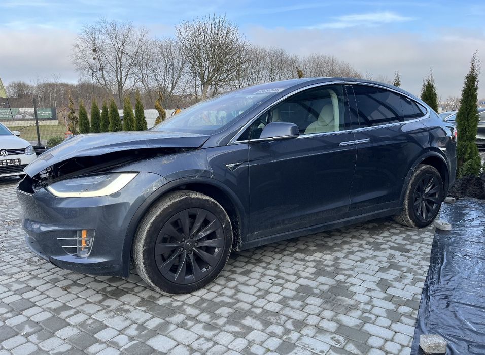 Tesla model X 2018p 100d