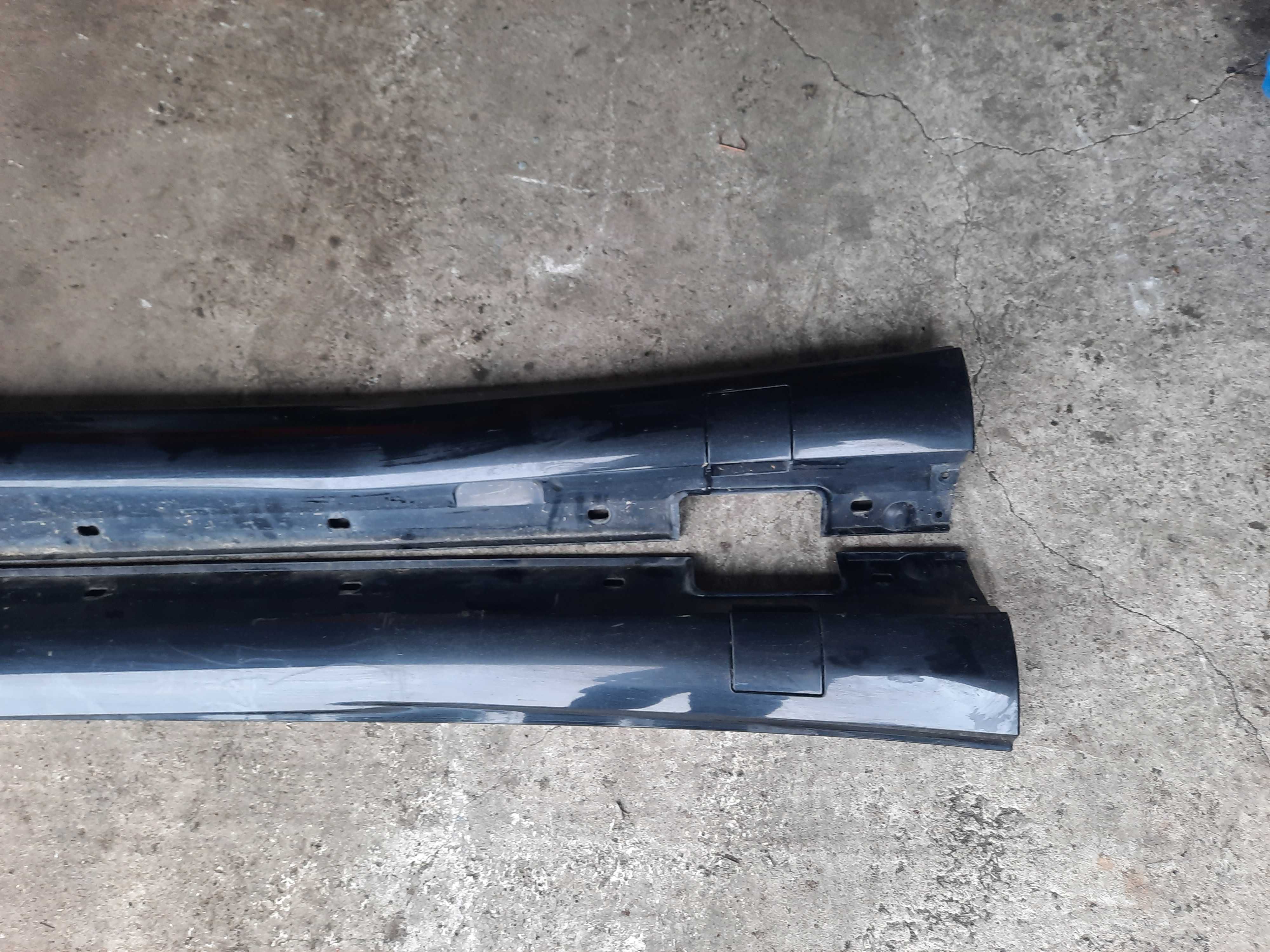 próg nakładka listwa AMG prawa A212.69016.40 Mercedes W212 sedan 040