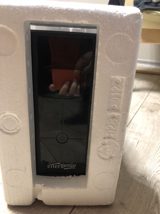 Ups Источник бесперебойного питания EnerGenie EG-UPS-034 1500VA LCD