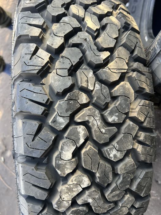 Резина на внедорожник всесезонная размер 245/70 r16, новая, m+r,