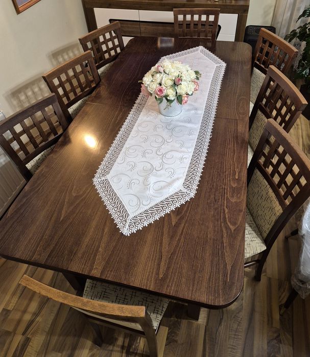 Komplet stół + 8krzeseł rozkładany 3m