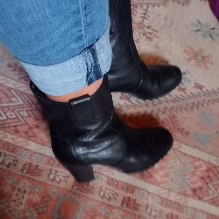 Botas robustas de qualidade _- Marca Glória Ortiz