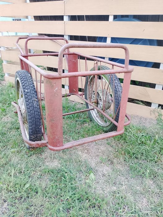 Sprzedam wózek ogrodowy