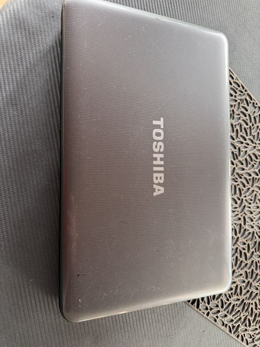 Laptop TOSHIBA Satellite C855-220