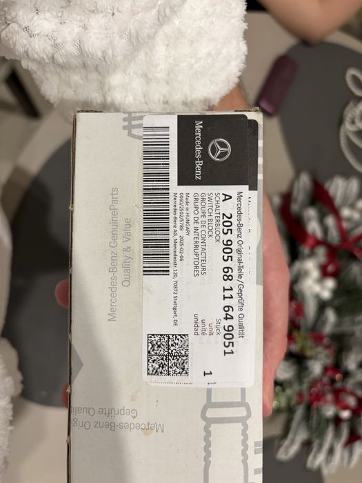 Блок кнопок склопідйомника Mercedes EQC