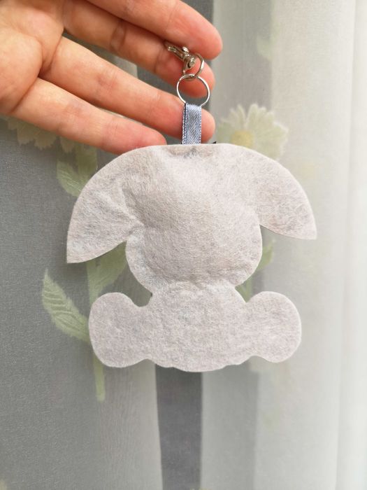 Breloczek-zawieszka Kłapouchy Handmade z filcu