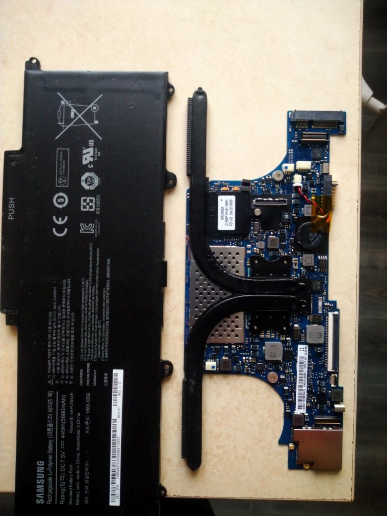 Ноутбук Samsung np900x