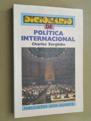 Dicionário de Política Internacional de Charles Zorgbibe