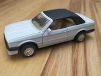 BMW E30 325i cabrio model metalowy