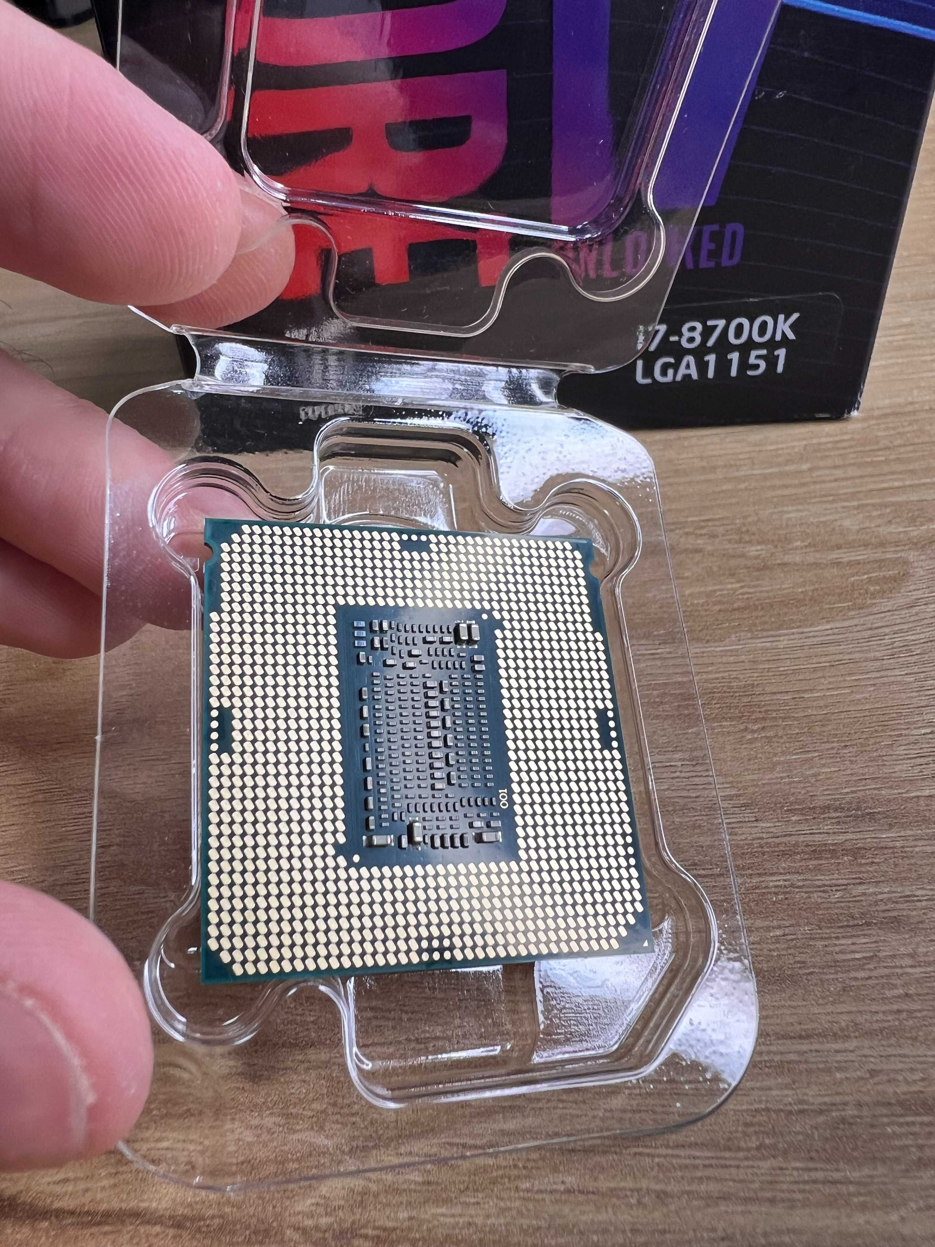 Процесор Intel Core i7-8700K 3.7GHz/8GT/s/12MB s1151 BOX