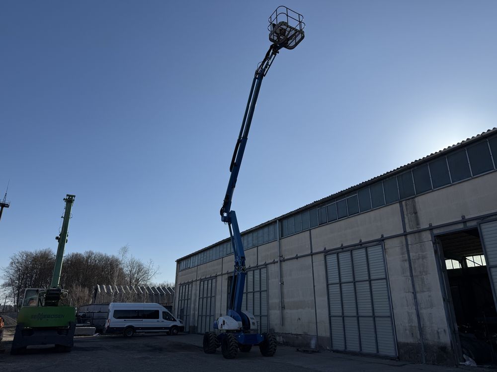 Оренда колінчатого підйомника NiftyLift HR18 оренда автовишки