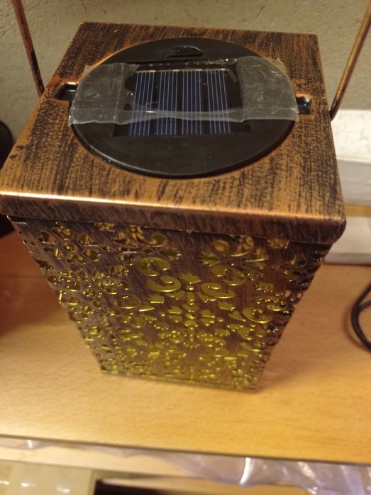 Lampion ogrodowy solarny