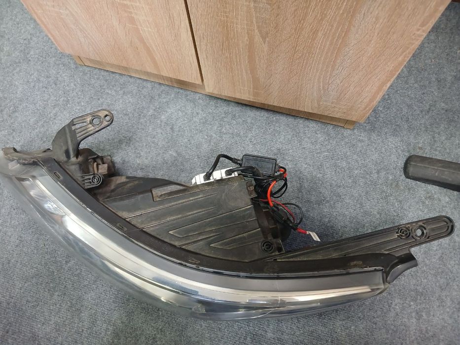 Фара кіа Ріо 2013