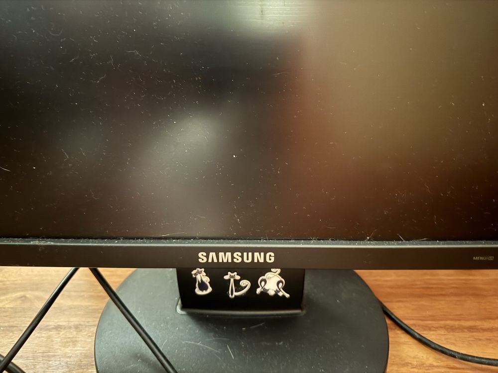 Monitor Samsung 23”