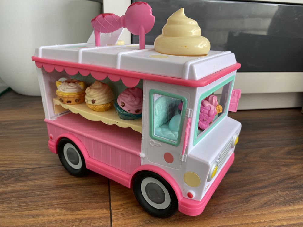 NUM NOMS Autobus do produkcji błyszczyków