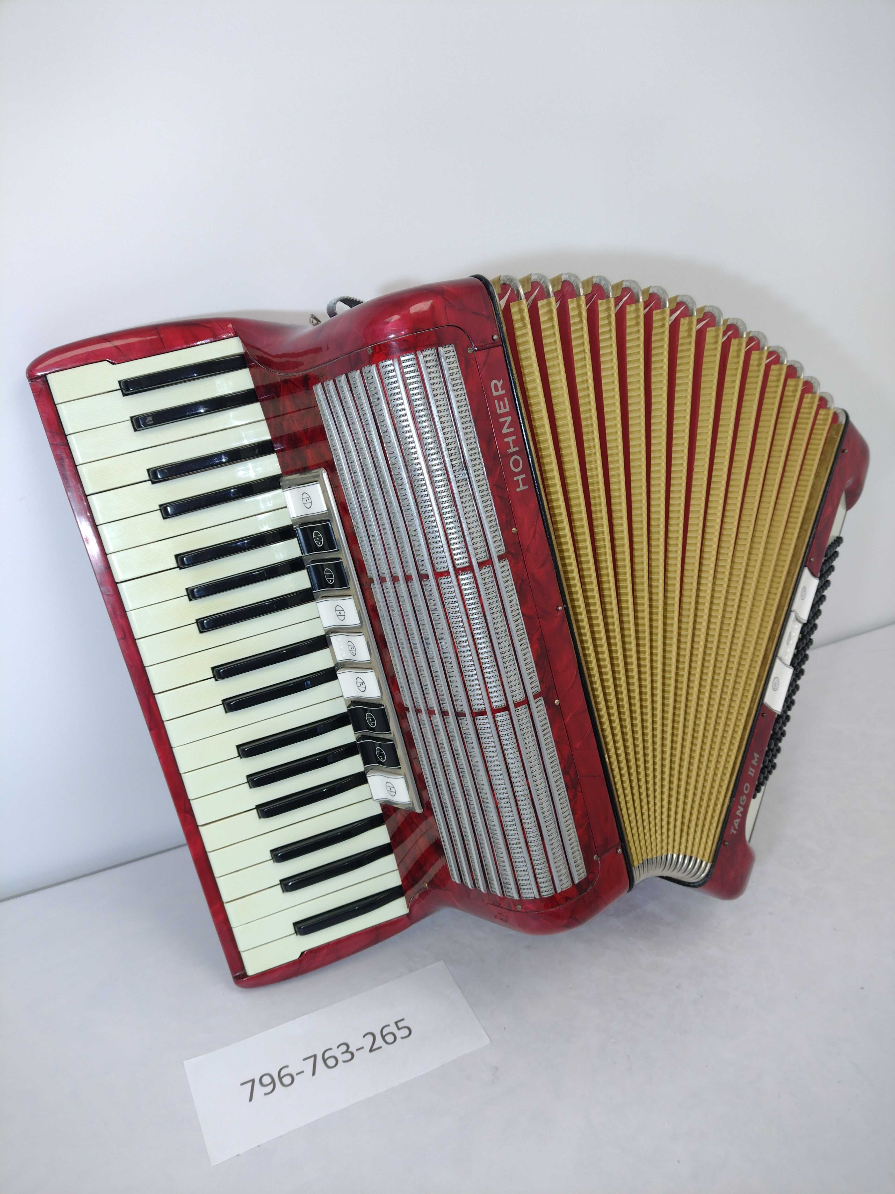 Akordeon Hohner Tanngo IIM ,96 basów,trzy chóry,bdb stan zamiana !!!