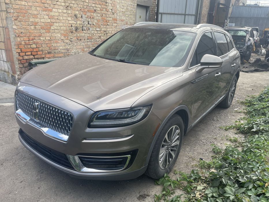 В розборі Lincoln Nautilus 2019, 2.0, 28тис.миль
