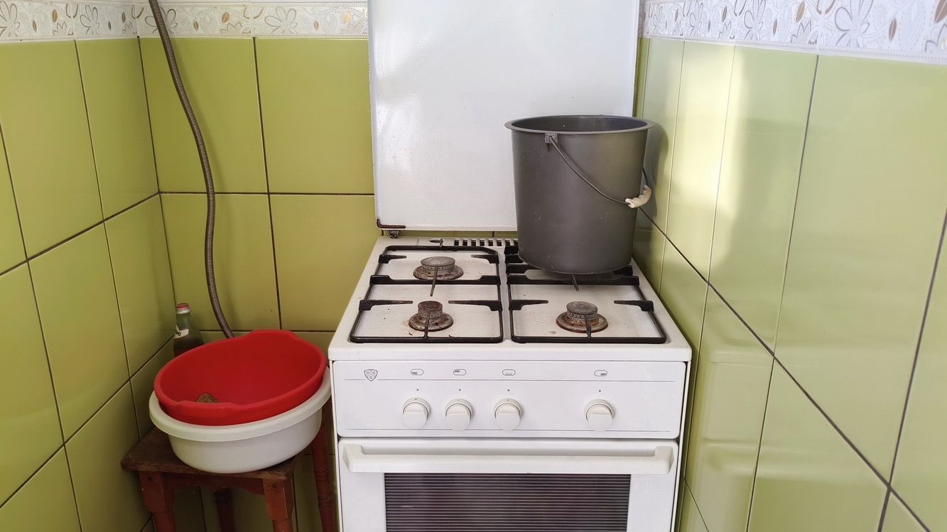 Продається 3-кім. квартира в самому центрі с.Станькова