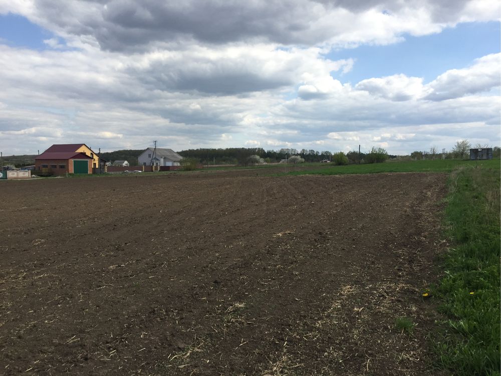Продам земельну ділянку