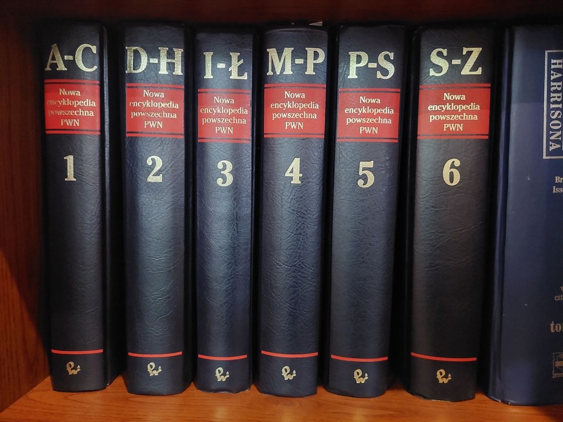 Nowa Encyklopedia Powszechna PWN 6 tomów