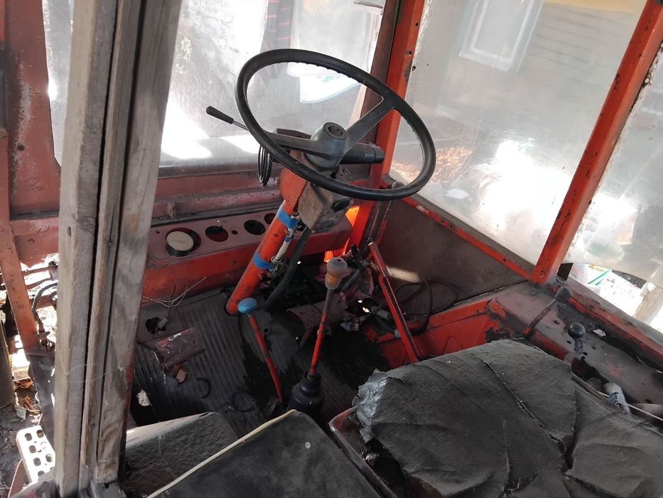 Продам трактор доступен торг