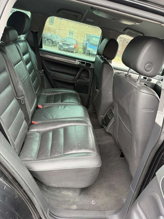Volkswagen Touareg 2007рік 2,5дизель АКПП повний привід 4х4 гарний