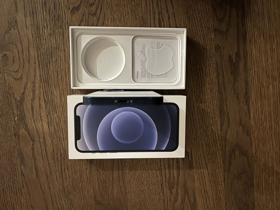 IPhone 12, 64GB; niebieski; bateria 81%