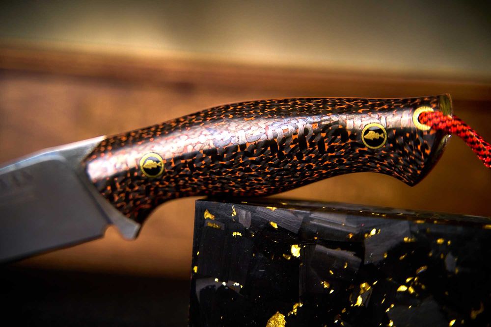 Ніж ручної роботи  із топової американьської сталі CPM MagnaCut