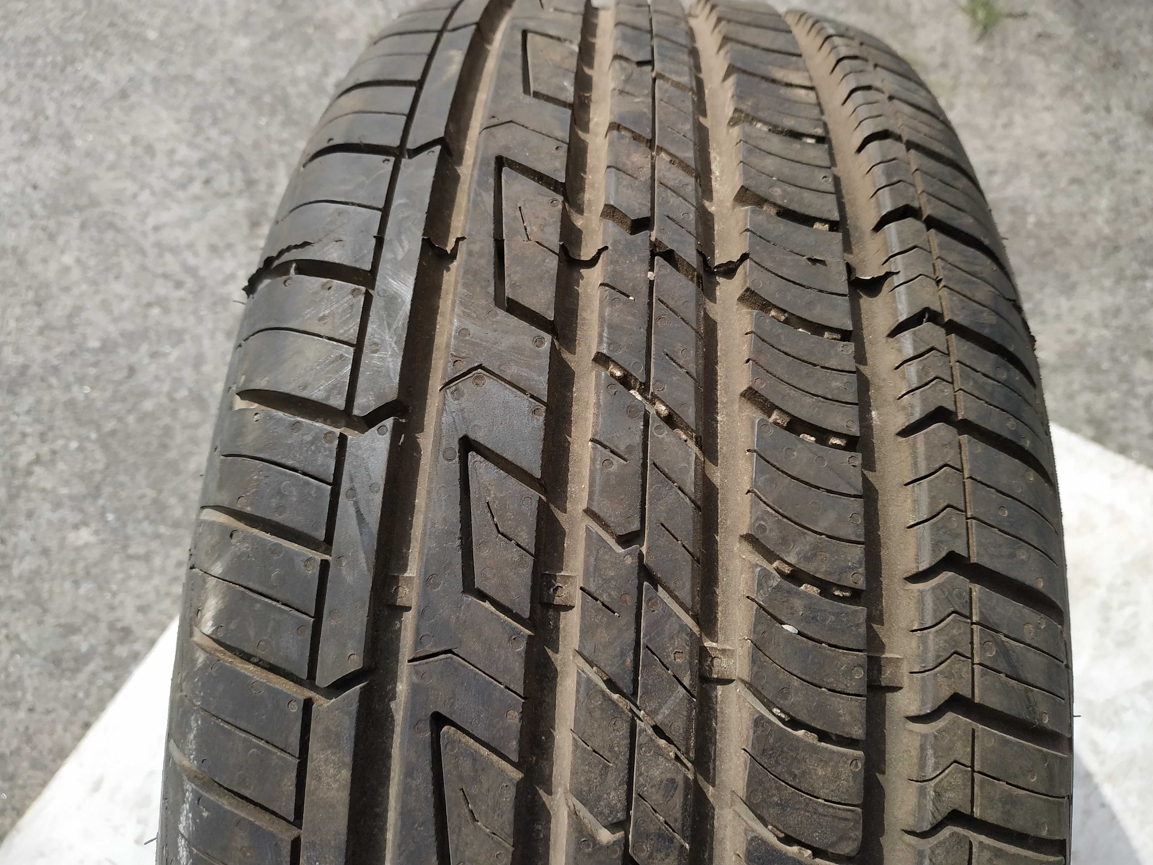 Шина Cooper 215/55 R16