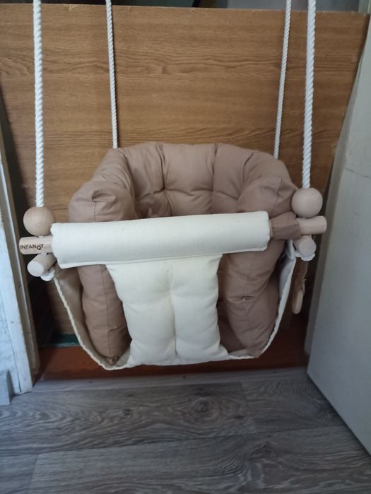 Гойдалка дитяча підвісна.