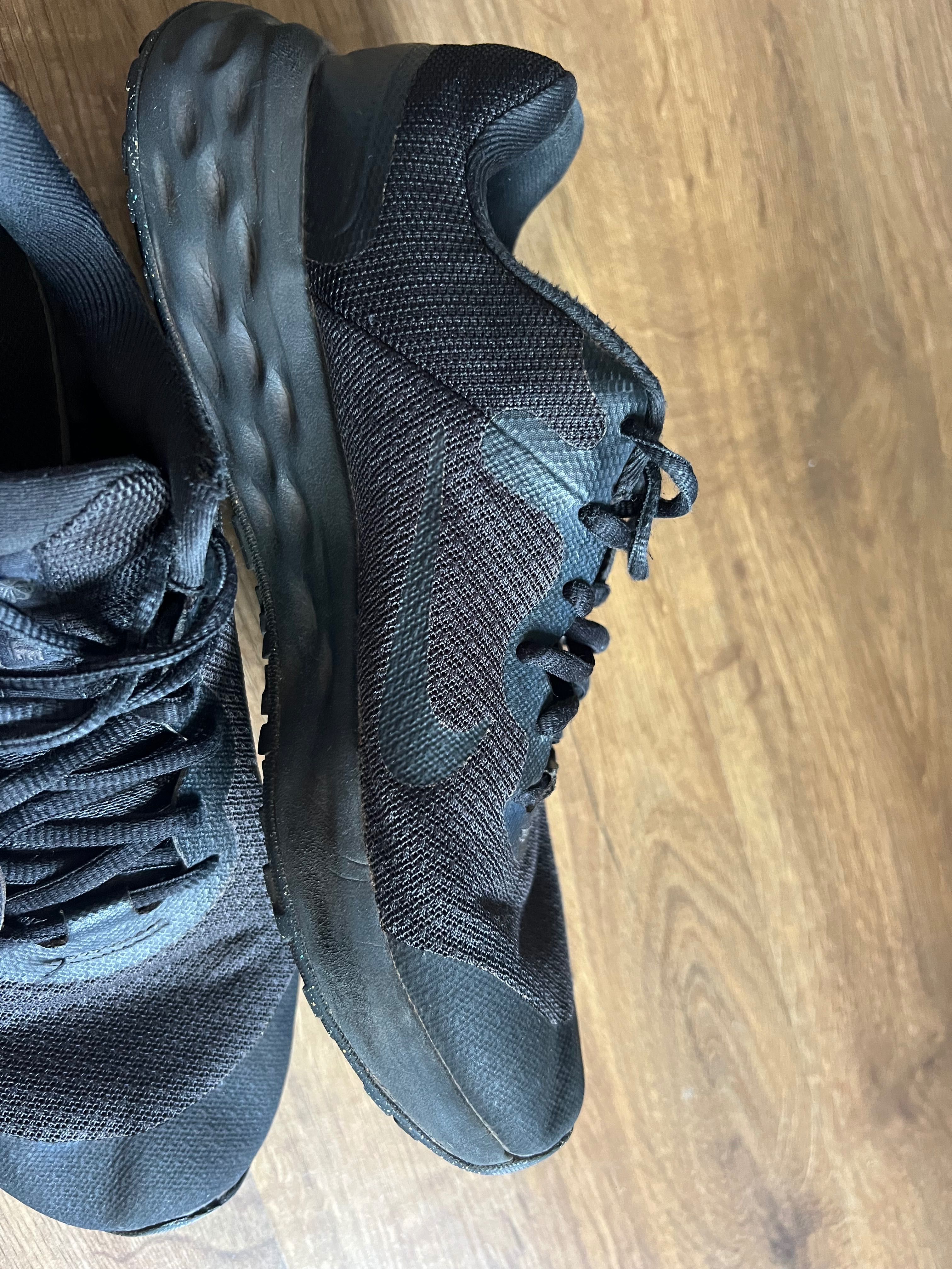 Buty Nike Running rozm 38.5 czarne